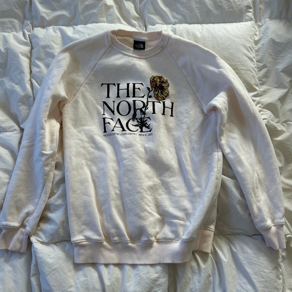 North face crew neck sweatshirt size small